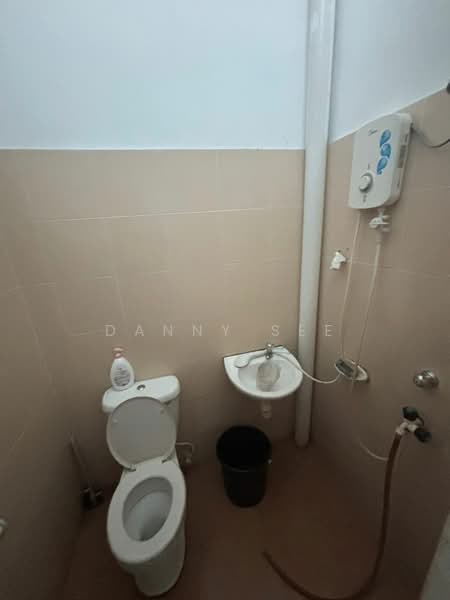 Taman Scientex Utama Senai Double Storey Terrace House untuk Untuk Dijual - RM 500,000, Mac 2026 - Bathroom - PropertyGuru.com.my