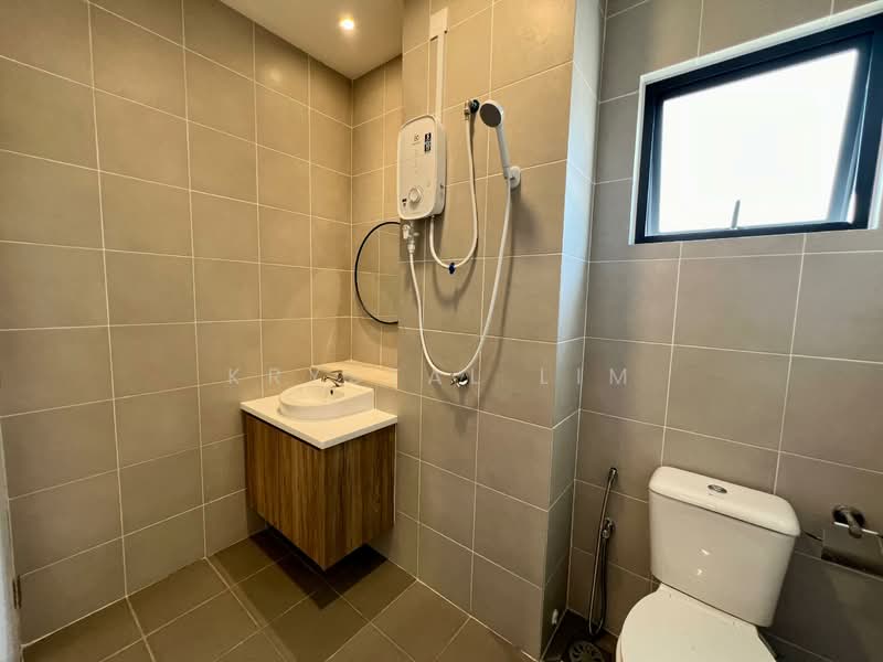 Taman Platinum (residensi Agate) untuk Untuk Dijual - RM 606,000, Mac 2026 - Bathroom - PropertyGuru.com.my