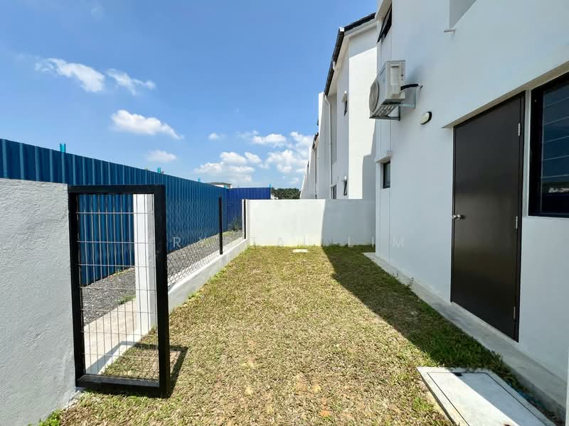 Taman Platinum (residensi Agate) untuk Untuk Dijual - RM 606,000, Mac 2026 - Exterior - PropertyGuru.com.my
