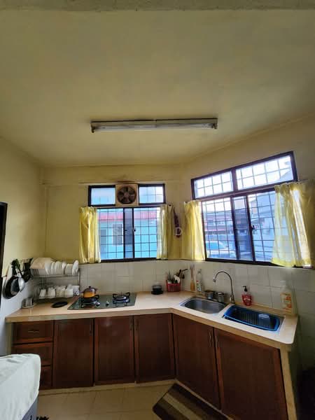 Taman Desa Damai, Bukit Mertajam untuk Untuk Dijual - RM 500,000, Mac 2026 - Kitchen - PropertyGuru.com.my