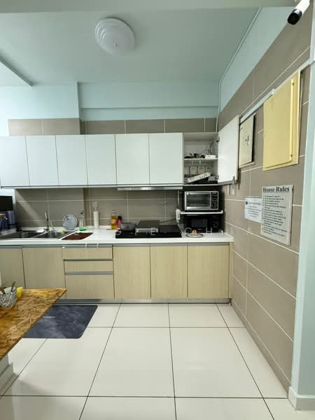 Epic Residence untuk Untuk Disewa - RM 2,000 /bulan, Mac 2026 - Kitchen - PropertyGuru.com.my
