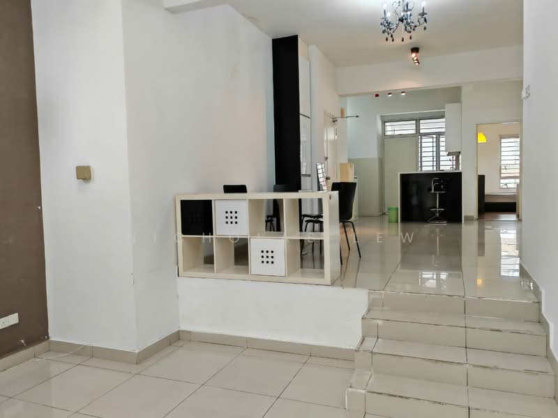 Townhouse for Sale in Seri Kembangan (Selangor) - Nicholas Lew - Living Room - PropertyGuru.com.my