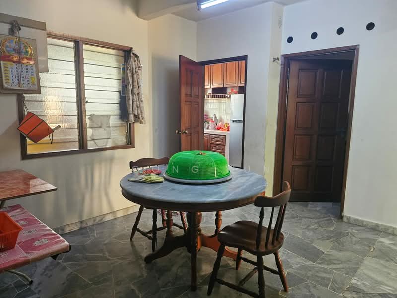 2-storey Terraced House for Sale in Taman Segambut (Jalan Kuching) - Foong Yun - Dining Room - PropertyGuru.com.my