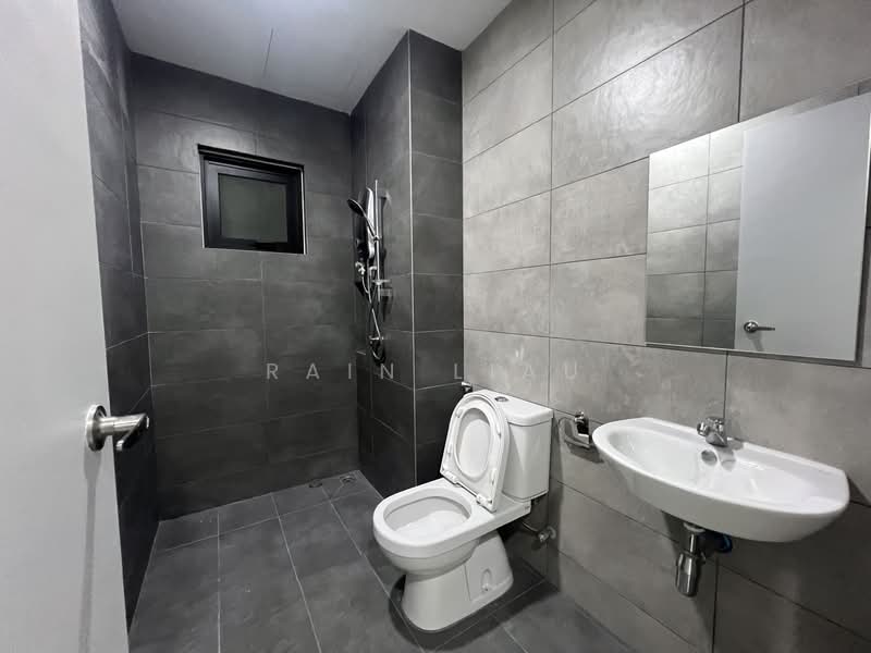 Service Residence for Rent at The Amber Residence @ TwentyFive.7 - Rain Liau - Bathroom - PropertyGuru.com.my