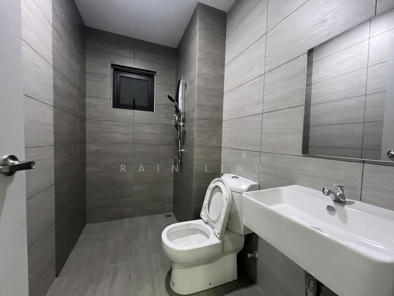 Service Residence for Rent at The Amber Residence @ TwentyFive.7 - Rain Liau - Bathroom - PropertyGuru.com.my