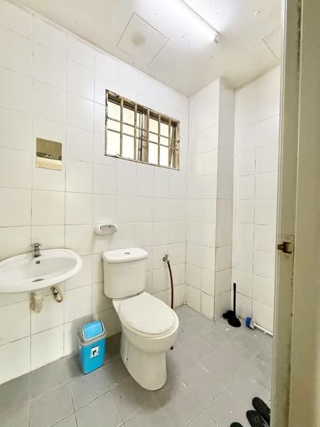 Kristal Heights untuk Untuk Dijual - RM 430,000, Mac 2026 - Bathroom - PropertyGuru.com.my