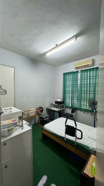 Semi-Detached House for Sale in Jelutong (Penang) - Andy Lee - Bedroom - PropertyGuru.com.my