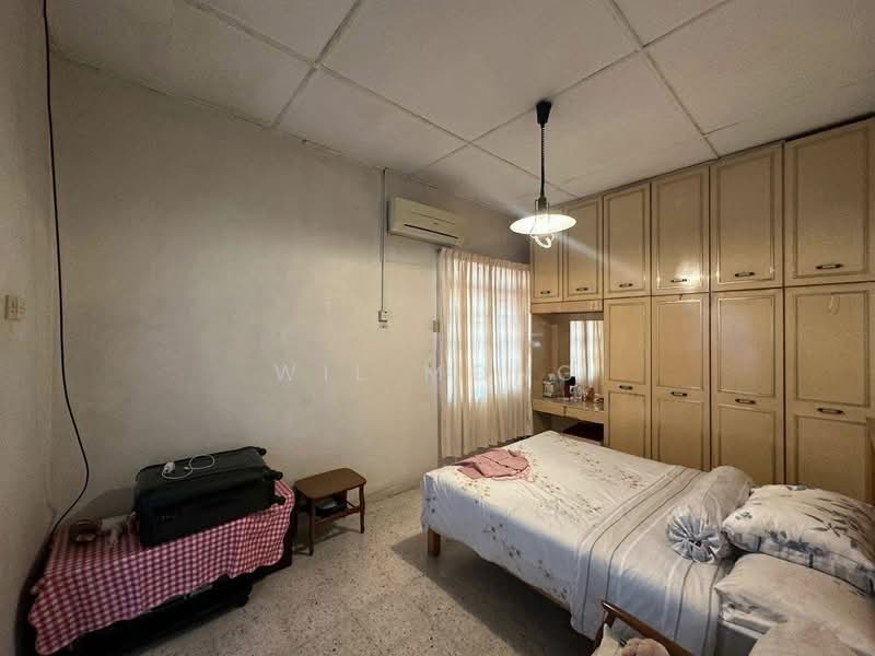 Semi-Detached House for Sale in Taman Sentosa (Johor Bahru) - Wil Mong - Bedroom - PropertyGuru.com.my