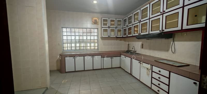 Link Bungalow for Sale in Jalan Klang Lama (Old Klang Road) (Kuala Lumpur) - Nicole Ooi - Kitchen - PropertyGuru.com.my