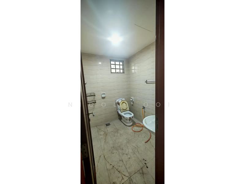 Link Bungalow for Sale in Jalan Klang Lama (Old Klang Road) (Kuala Lumpur) - Nicole Ooi - Bathroom - PropertyGuru.com.my