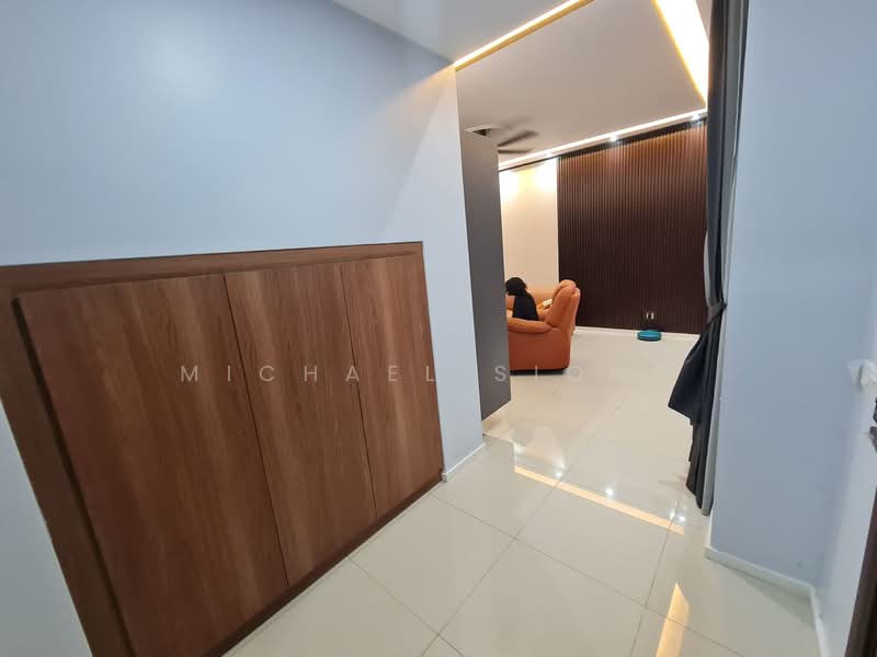 3-storey Terraced House for Rent in Tamansari (Rawang) - Michael Siong - Living Room - PropertyGuru.com.my