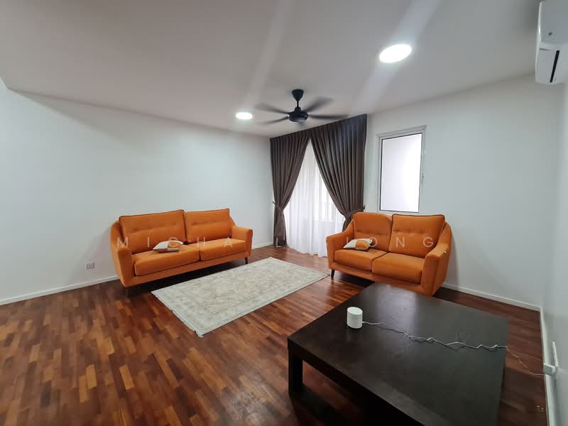 3-storey Terraced House for Rent in Tamansari (Rawang) - Michael Siong - Living Room - PropertyGuru.com.my