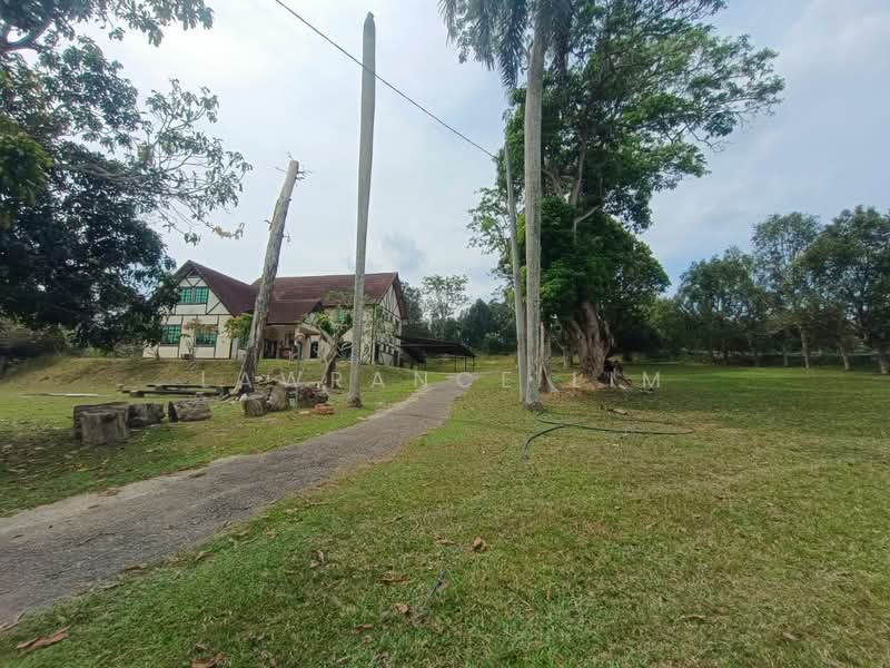 Hotel / Resort for Rent in Durian Tunggal (Melaka) - Lawrance Lim - Exterior - PropertyGuru.com.my