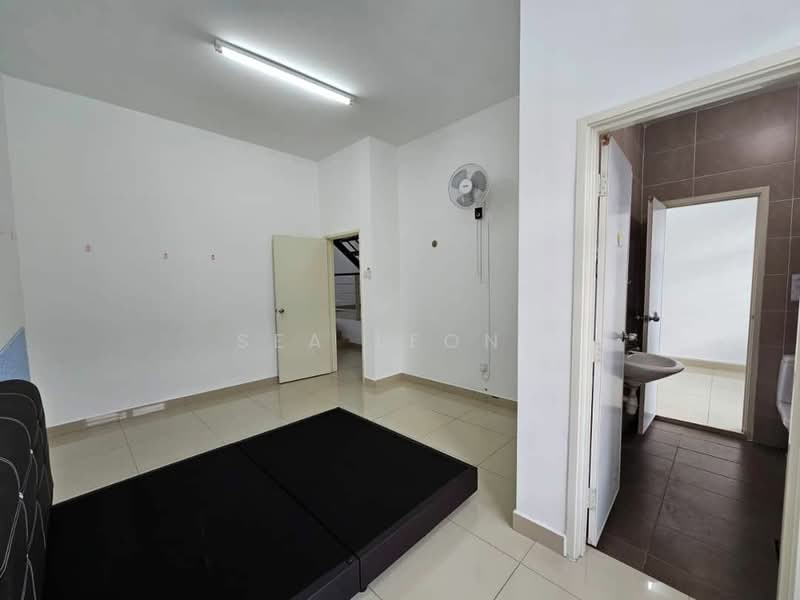 Taman Ehsan Jaya untuk Untuk Dijual - RM 868,000, Mac 2026 - Bedroom - PropertyGuru.com.my