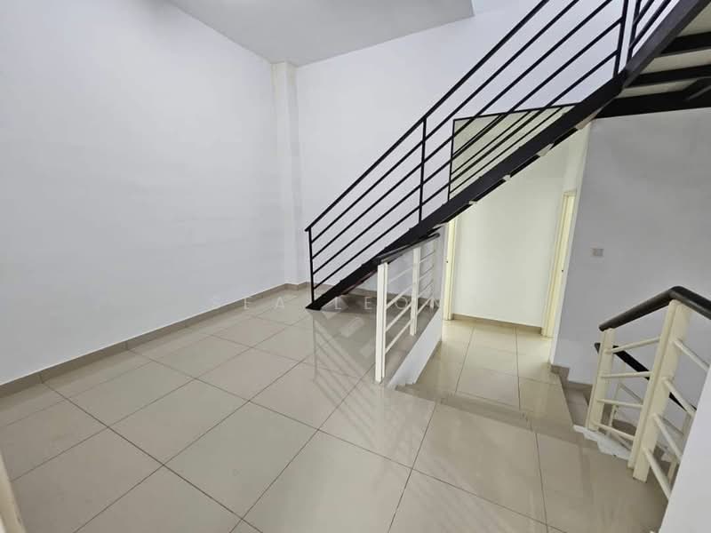 Taman Ehsan Jaya untuk Untuk Dijual - RM 868,000, Mac 2026 - Interior - PropertyGuru.com.my