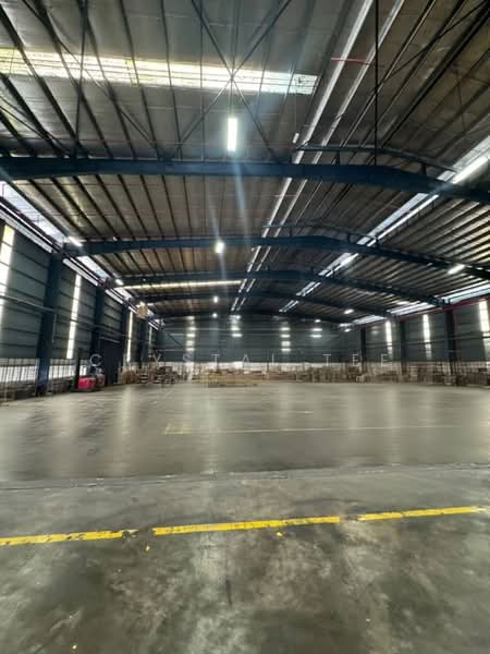 Warehouse for Rent in Mak Mandin Industrial Estate (Butterworth) - Crystal Tee - Interior - PropertyGuru.com.my