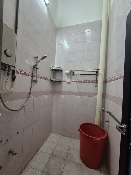 Nusa Bestari Jalan NB2 x/4 Iskandar Puteri Single Storey Terrace untuk Untuk Disewa - RM 2,000 /bulan, Mac 2026 - Bathroom - PropertyGuru.com.my