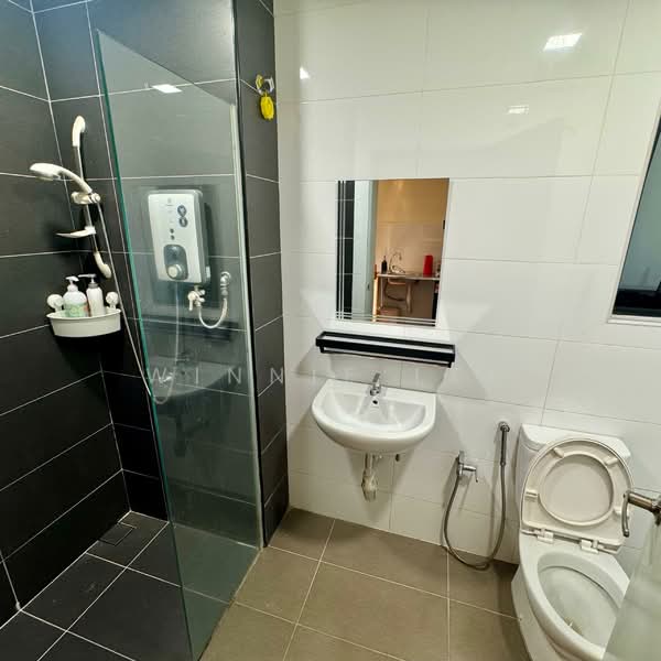 Utropolis Suites 2 untuk Untuk Disewa - RM 3,200 /bulan, Mac 2026 - Bathroom - PropertyGuru.com.my