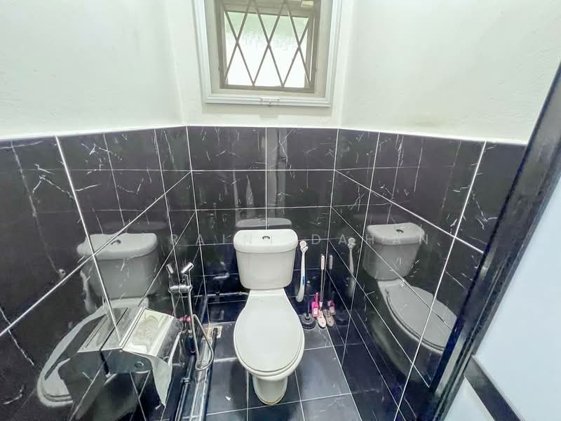 Taman Sri Cheras untuk Untuk Dijual - RM 520,000, Mac 2026 - Bathroom - PropertyGuru.com.my