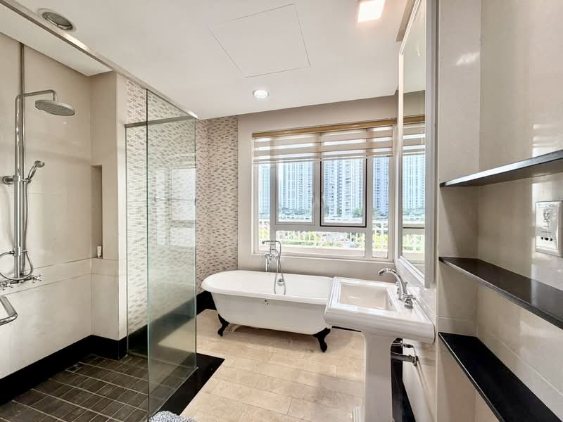 Condominium for Rent at Quayside Seafront Resort Condominiums - Ben Liau - Bathroom - PropertyGuru.com.my