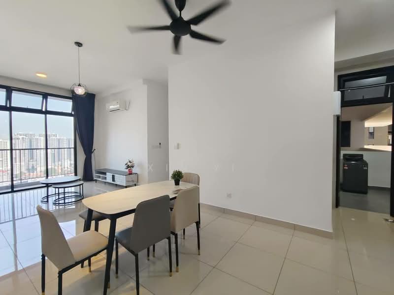 Servis Apartment untuk Dijual di Twin Tower Residence - Xin Yi - Living Room - PropertyGuru.com.my