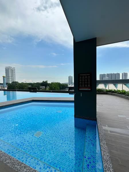 Servis Apartment untuk Dijual di Twin Tower Residence - Xin Yi - Pool - PropertyGuru.com.my