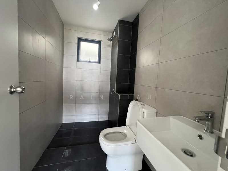 Condo @ Eden by The Parque Residences untuk Untuk Disewa - RM 2,500 /bulan, Mac 2026 - Bathroom - PropertyGuru.com.my