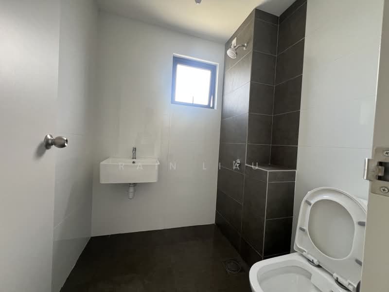 Condo @ Eden by The Parque Residences untuk Untuk Disewa - RM 2,500 /bulan, Mac 2026 - Bathroom - PropertyGuru.com.my