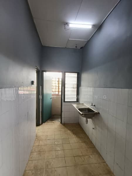 Flat for Sale at Seri Pulai - Daniel Wong - Interior - PropertyGuru.com.my