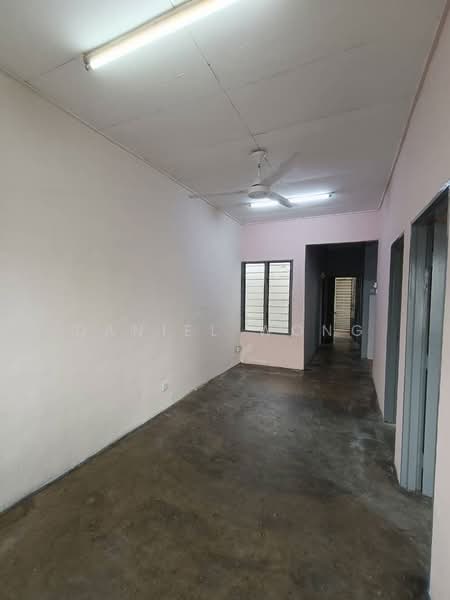 Flat for Sale at Seri Pulai - Daniel Wong - Interior - PropertyGuru.com.my