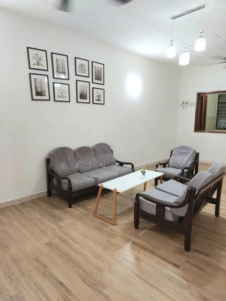 Semi-Detached House for Sale in Gelugor (Penang) - Elaine Ooi - Living Room - PropertyGuru.com.my