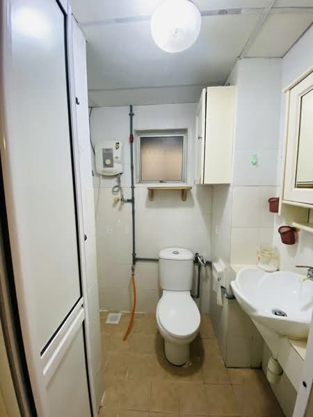 Condominium for Sale at Warisan City View - Robert See - Bathroom - PropertyGuru.com.my