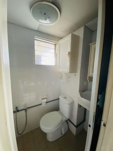 Condominium for Sale at Warisan City View - Robert See - Bathroom - PropertyGuru.com.my