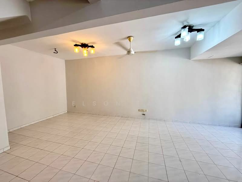 2-storey Terraced House for Rent in Taman Muzaffar Heights (Bukit Katil) - Elson Tay - Living Room - PropertyGuru.com.my