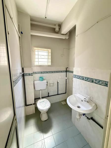 2-storey Terraced House for Rent in Taman Muzaffar Heights (Bukit Katil) - Elson Tay - Bathroom - PropertyGuru.com.my