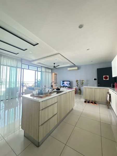Condominium for Sale at The Light Collection III - Jacyntha Lee - Kitchen - PropertyGuru.com.my