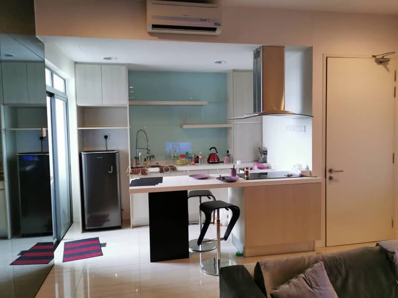 Service Residence for Rent at Eve Suite / NZX Square - Jason Chee - Kitchen - PropertyGuru.com.my
