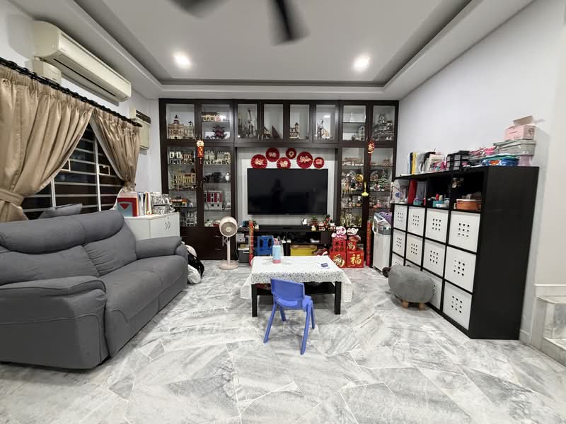 Terraced House for Sale in Bandar Sungai Long (Selangor) - Kew . - Living Room - PropertyGuru.com.my