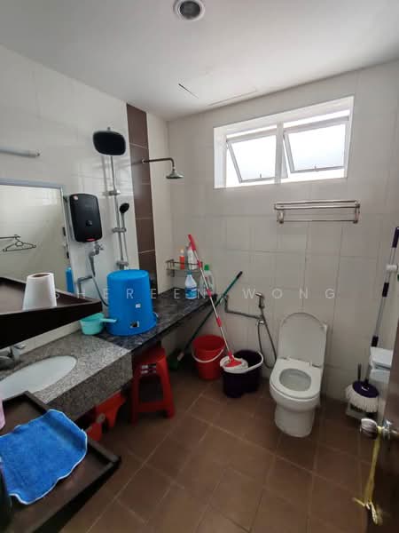 Anjung Seri untuk Untuk Dijual - RM 430,000, Mac 2026 - Bathroom - PropertyGuru.com.my