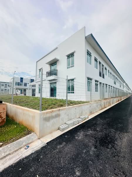 2-storey Terraced House for Sale in Taman Dato Onn (Johor Bahru) - Alan Chew - Exterior - PropertyGuru.com.my