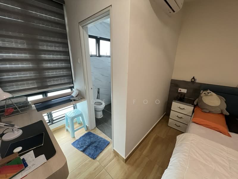 2.5-storey Terraced House for Sale in TAMAN PUCHONG UTAMA (Puchong) - Aiden Foo - Bedroom - PropertyGuru.com.my