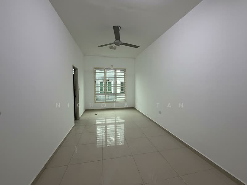 Terraced House for Sale in Bandar Sri Sendayan (Negeri Sembilan) - Nicholas Tan - Bedroom 2 - PropertyGuru.com.my