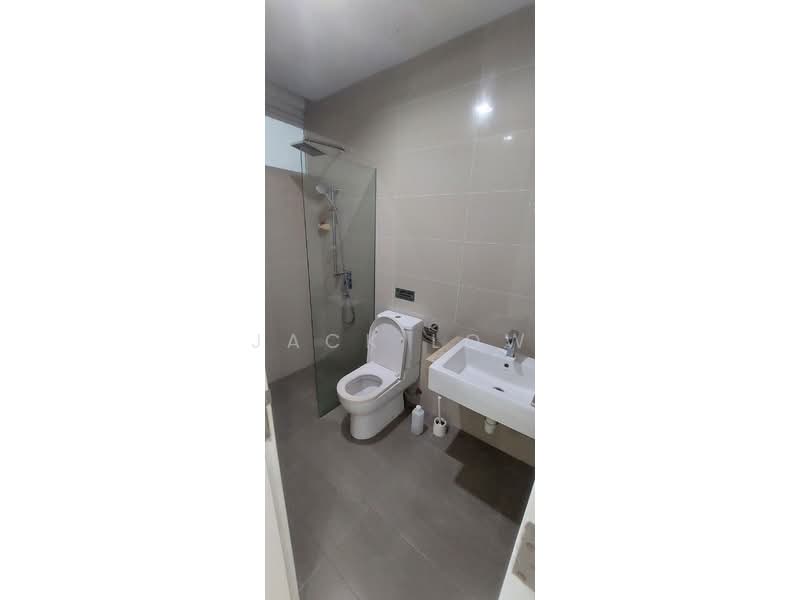 Service Residence for Sale at Serviced Residence @ Binjai 8 - Jack Low - Bathroom - PropertyGuru.com.my