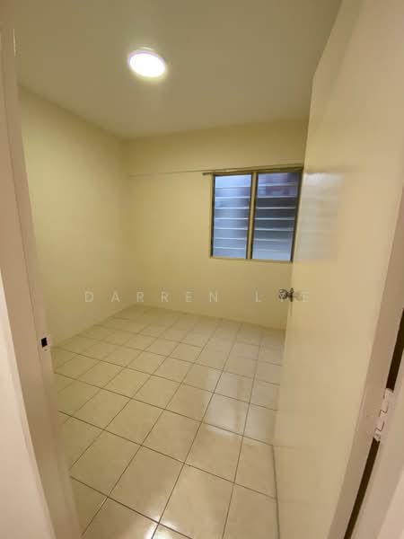 Flat for Sale at Desa Putra - Darren Lye - Interior - PropertyGuru.com.my