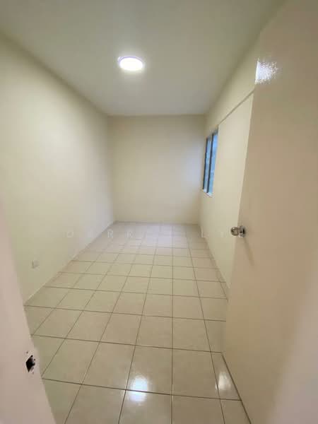 Flat for Sale at Desa Putra - Darren Lye - Interior - PropertyGuru.com.my
