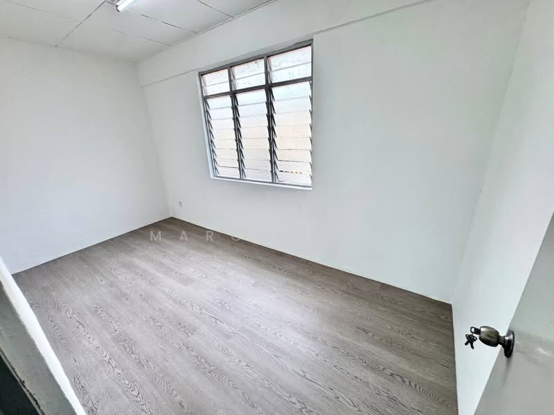 Desa Paya Mengkuang Gelang Patah untuk Untuk Dijual - RM 410,000, Mac 2026 - Interior - PropertyGuru.com.my