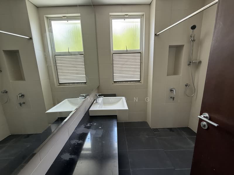 Noble Park Grand Pool Villas East Ledang untuk Untuk Disewa - RM 15,000 /bulan, Mac 2026 - Bathroom - PropertyGuru.com.my
