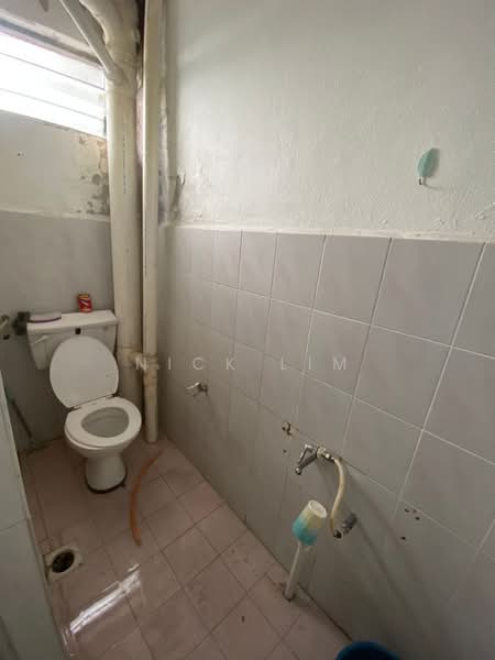 Flat for Sale at Taman Sejahtera Jaya - Nick Lim - Bathroom - PropertyGuru.com.my
