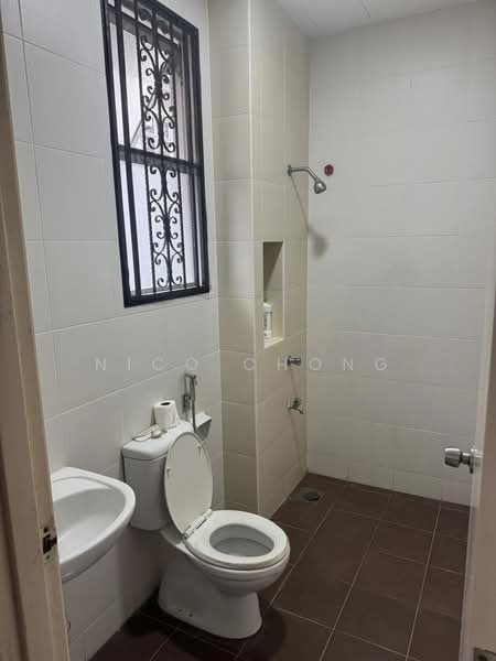 2-storey Terraced House for Sale in Taman Seri Austin (Tebrau) - Nico Chong - Bathroom - PropertyGuru.com.my