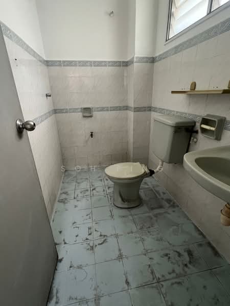Rumah Teres 2-Tingkat untuk Dijual di Usj 11 (Subang Jaya) - Soh Ping - Bathroom - PropertyGuru.com.my